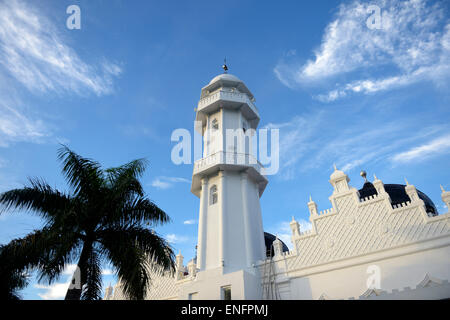 Minarett der großen Moschee, Banda Aceh, Indonesien Stockfoto