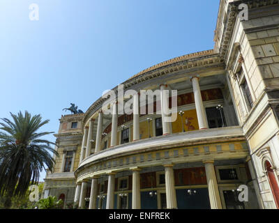 Palermo, Sizilien, Tourismus, Statuen, Kathedrale, Opernhaus, Straßen, Marmor Stockfoto