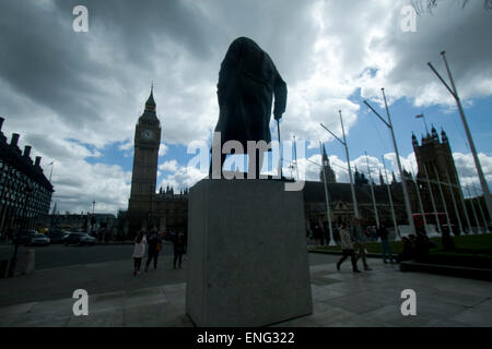 Westminster London, UK. 5. Mai 2015. Zwei Tage bleiben, bis die Wähler zu den Urnen in einer engen unberechenbar Wahl zu entscheiden, die nächste britische Regierung Kredit gehen: Amer Ghazzal/Alamy Live-Nachrichten Stockfoto