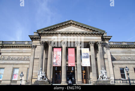 Walker Art Gallery, Liverpool, Merseyside, England. Marmor-Statuen, Säulen, Kunst, Architektur, Stockfoto