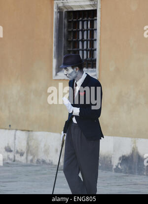 Pantomime in einem Straße Venedig Veneto Italien Europa Stockfoto