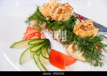 Georgische Fleischklößchen genannt Khinkali im restaurant Stockfoto