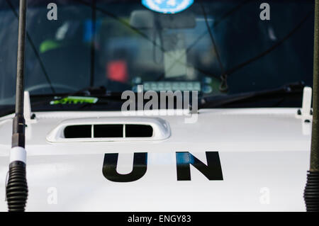 Vereinten Nationen UN auf der Motorhaube eines Fahrzeugs Friedenssicherung Stockfoto