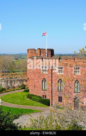 Erhöhten Blick auf die Sandstein-Schloss und Gärten, Shrewsbury, Shropshire, England, UK, West-Europa. Stockfoto