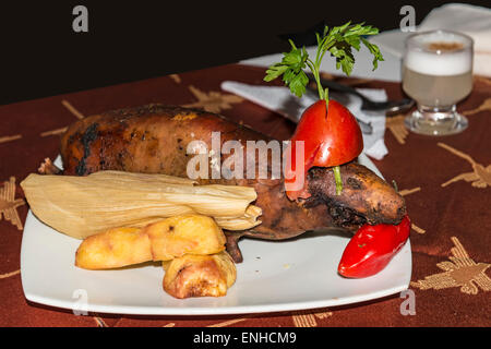 Gebratenes Meerschweinchen Cuy Chactado, Custo, Peru Stockfoto