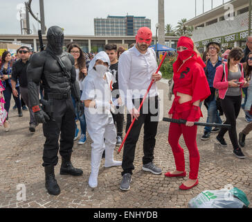 Während der 17. Auflage des internationalen Cartoon Comicon Neapel, Italien - Mai 2: Cosplay Pose auf 2. Mai 2015 in Neapel Stockfoto