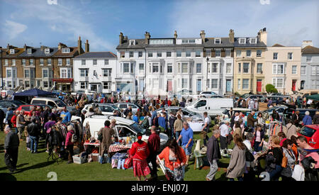 Brocante Antik Jahrmarkt bei Walmer Green, Deal, Kent, UK Stockfoto