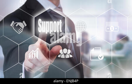 Geschäftsmann, einen Support-Konzept-Button drücken. Stockfoto