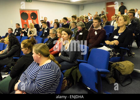 2015 Wahl Hustings in Inverness College. Stockfoto