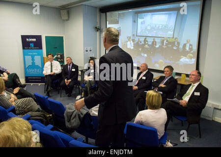 2015 Wahl Hustings in Inverness College. Stockfoto