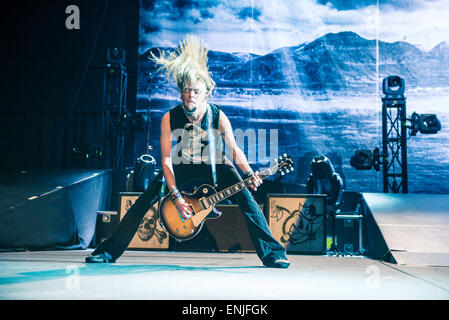 US-amerikanische Rock-Band Black Stone Cherry Schlagzeile in der SSE Arena, Wembley Featuring: Ben Wells, Black Stone Cherry wo: London, Vereinigtes Königreich als: 1. November 2014 Stockfoto