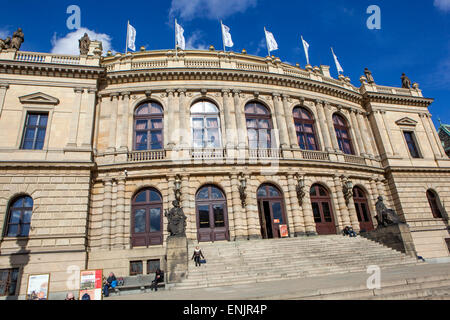 Das Rudolfinum, ein Musik-Auditorium auf Jan-Palach-Platz in Prag, Tschechische Republik Stockfoto