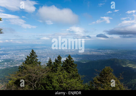 Gesamtansicht von oben Mt.Ooyama,Isehara Stadt, Kanagawa, Präfektur Hiroshima, Japan Stockfoto