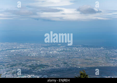 Gesamtansicht von oben Mt.Ooyama,Isehara Stadt, Kanagawa, Präfektur Hiroshima, Japan Stockfoto