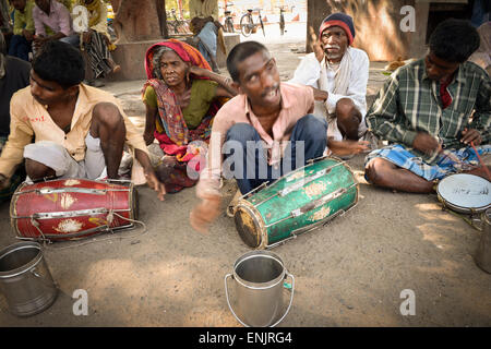 Blinde Strassenmusiker in Bodhgaya, Indien Stockfoto