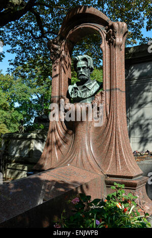 Emile Zolas Grab, Friedhof Cimetière Montmartre, Paris, Frankreich Stockfoto