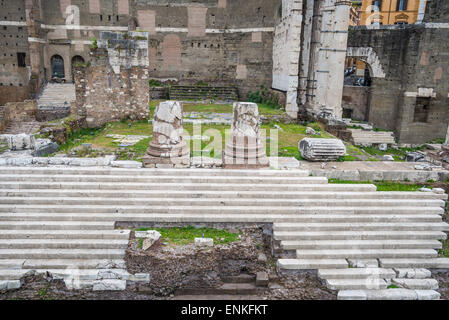 Details zu den Kaiserforen Ruinen im Stadtzentrum von Rom, Italien. Stockfoto