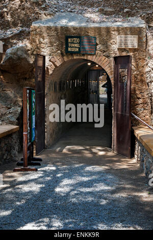 Das Kriegsmuseum Eingang in Lakki, Leros. Stockfoto