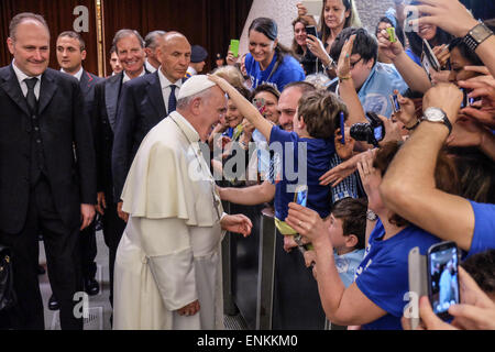 Nervi Hall, Vatikanstadt. 7. Mai 2015. der Fußballverein SS Lazio im Publikum vom Papst Francis. Bildnachweis: Wirklich einfach Star/Alamy Live-Nachrichten Stockfoto