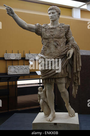 Römische Kunst. Augustus (61 v. Chr. - 14 n. Chr.). Erster Kaiser des römischen Reiches. Marmorstatue des Augustus von Prima Porta. 1. Jahrhundert. Stockfoto