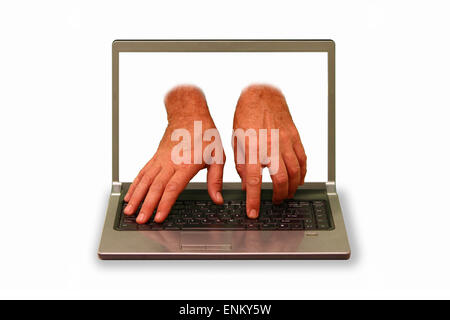 Nahaufnahmen der Hände greifen aus der Laptop Display und Tasten drücken Laptop Stockfoto