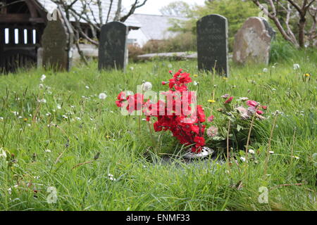 Madron-Friedhof mit Gräbern, Grabsteinen und Gedenkstätten Stockfoto