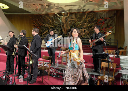 Vatikan-Stadt. 8. Mai 2015. Supermax Band - Papst Francis Treffen der italienischen Tennis-Federetion - Nervi Hall, Vatikanstadt 8. Mai 2015 Credit: wirklich Easy Star/Alamy Live News Stockfoto