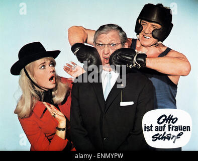 Otto ist Auf Frauen Scharf, Deutschland 1968, Regie: Franz Antel, Monia: Gunther Philipp, Teri Tordai, Janos Csanyi Stockfoto