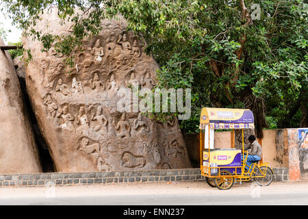 Eine unvollendete "Herabkunft des Ganges" Erleichterung in Mamallapuram. Stockfoto