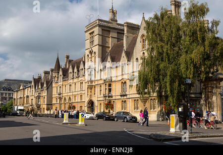 Großbritannien, England, Oxford.  Am Balliol College, Broad Street. Stockfoto