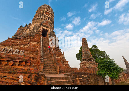 die alten Tempel Wat Chaiwatthanaram in Ayutthaya Stockfoto