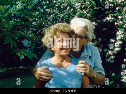 Willy Und Gerda Millowitsch - Seit 38 Jahren Glücklich Verheiratet. Foto: Margot Ziellenbach Stockfoto