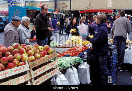 BEL, Belgien, Brüssel, Markt am Gare du Midi.  BEL, Belgien, Bruessel, Markt bin Gare du Midi. Stockfoto