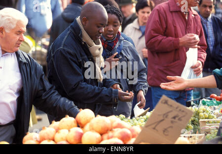 BEL, Belgien, Brüssel, Markt am Gare du Midi.  BEL, Belgien, Bruessel, Markt bin Gare du Midi. Stockfoto
