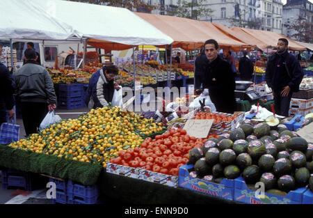 BEL, Belgien, Brüssel, Markt am Gare du Midi.  BEL, Belgien, Bruessel, Markt bin Gare du Midi. Stockfoto