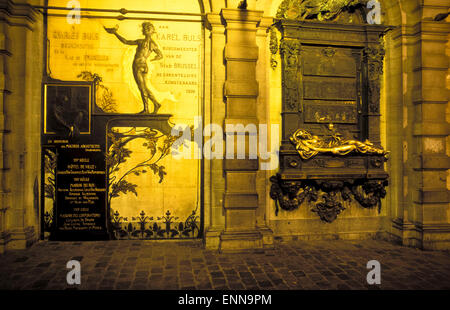 BEL, Belgien, Brüssel, Gedenktafel für den ehemaligen Bürgermeister Karel Buls und die Bronze-Skulptur des Everard't Serclaes bei t Stockfoto