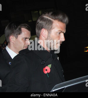 David Beckham, Victoria Beckham und Romeo Beckham angekommen im Burberry-Store in der Regent Street für die Burberry festliche Kampagne Darsteller Romeo Beckham Featuring: David Beckham Where: London, Vereinigtes Königreich bei: 3. November 2014 Stockfoto