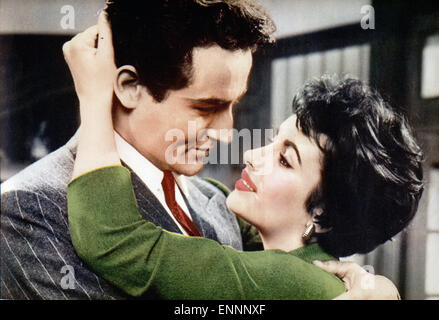 Rhapsodie, aka Symphonie des Herzens, USA, 1954, Regie: Charles Vidor, Monia: Elizabeth Taylor, Vittorio Gassman Stockfoto