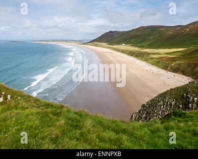 Blick entlang der Strand von Rhossili Bucht, Gower, Wales Stockfoto