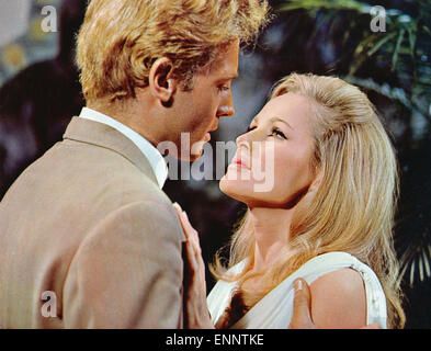 Sie, auch bekannt als: She - Herrscherin der Wüste, USA 1965, Regie: Robert Day, Monia: John Richardson, Ursula Andress Stockfoto