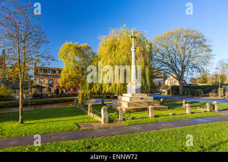 Bourton-on-the-Water, Gloucestershire, England, Vereinigtes Königreich, Europa. Stockfoto