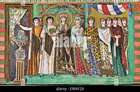 Basilika von San Vitale, Ravenna, Italien - byzantinischen Mosaik Jahr 547, Kaiserin Theodora und Gericht Ladies auf der Weltkulturerbeliste der UNESCO eingeschrieben Stockfoto