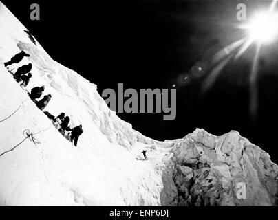 Snow Job, USA 1972, aka: Bankraub bin Monte Rosa, Regie: George Englund, Szenenfoto Stockfoto