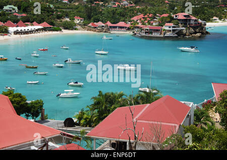 St Barth, St. Barts, Saint-Barthélemy, Französische Antillen, Französische Antillen: Panoramablick auf das Karibische Meer an den Strand und die Bucht von Saint Jean Stockfoto