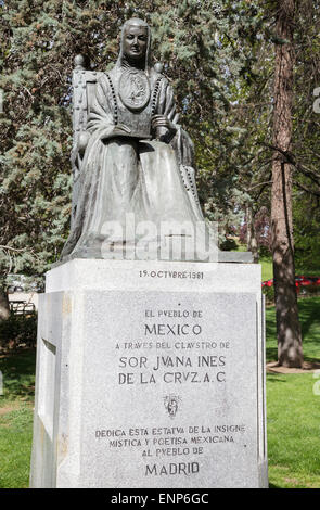 Statue von Sor Juana Ines De La Cruz in Oeste Park, Madrid, Spanien Stockfoto