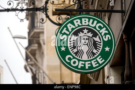Starbucks Coffee Shop anmelden Stockfoto