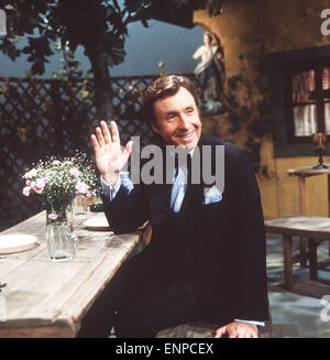 Der Wiener Schauspieler, Sänger Und Entertainer Peter Alexander im Jahr 1989. Österreichischer Schauspieler und Sänger Peter Alexander, 1989. Stockfoto