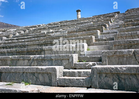 Terrassen des Stadions gut erhaltenen antiken Messene (Messini), The Pelponnese, Griechenland Stockfoto