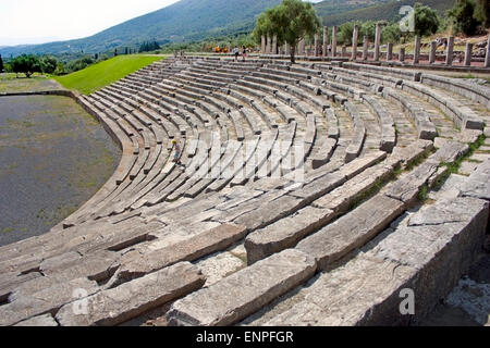 Terrassen des Stadions gut erhaltenen antiken Messene (Messini), The Pelponnese, Griechenland Stockfoto