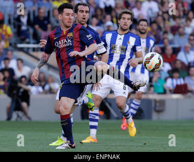 Barcelona, Spanien. 9. Mai 2015. FC Barcelona Lionel Messi (L) konkurriert in der La Liga-Fussball-Match gegen Real Sociedad im Camp Nou in Barcelona, Spanien, 9. Mai 2015. FC Barcelona gewann 2: 0. Bildnachweis: Pau Barrena/Xinhua/Alamy Live-Nachrichten Stockfoto